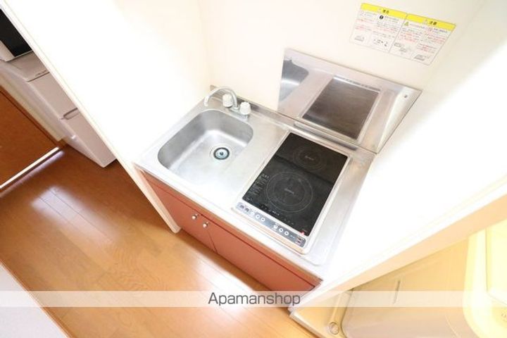 レオパレスなかのⅡ番館201の居間