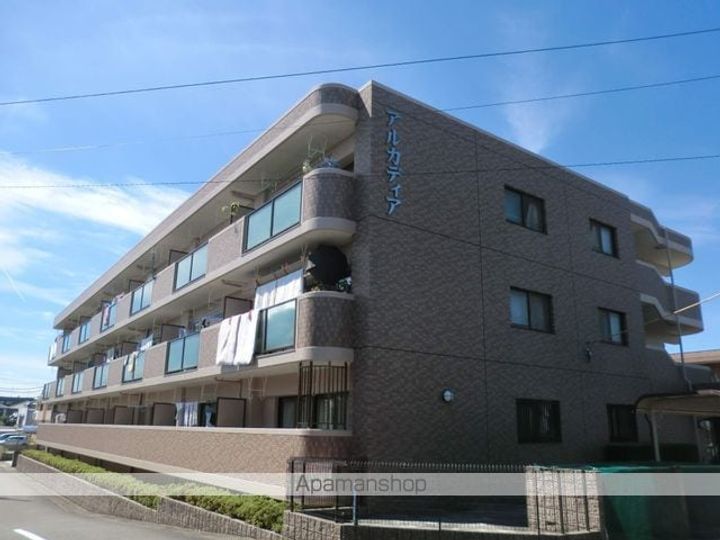 愛知県弥富市五明1丁目の賃貸マンションの外観
