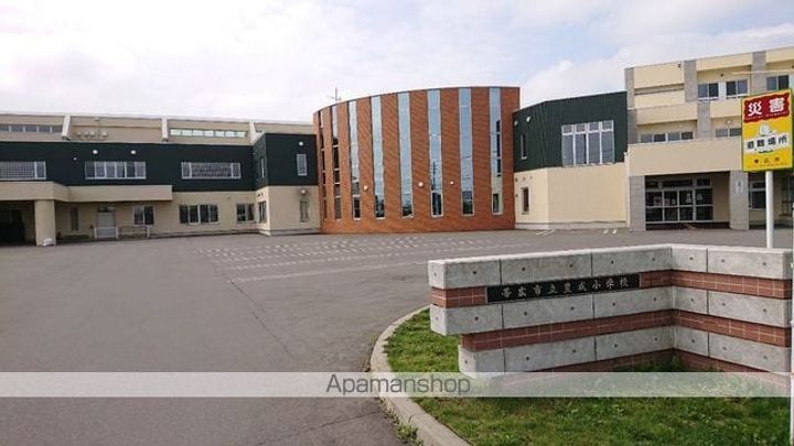 八千代ヒルズの周辺