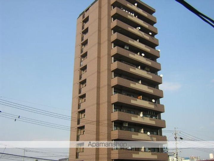 愛知県名古屋市東区芳野1丁目の賃貸マンションの外観