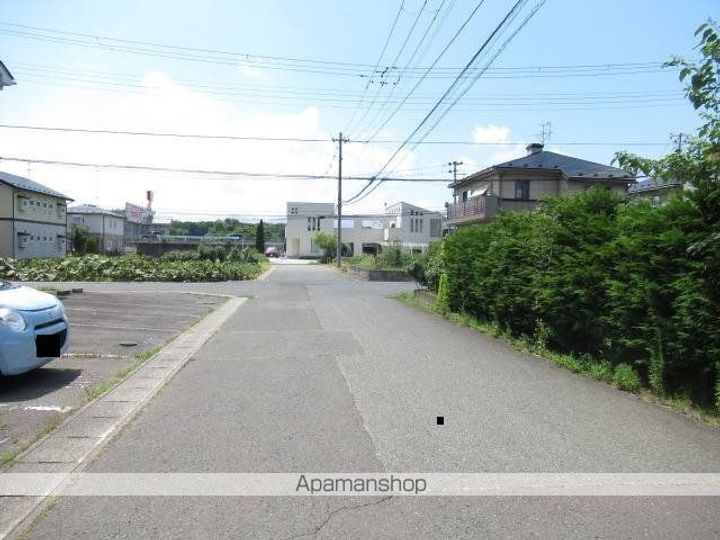 ラテールB棟103の周辺