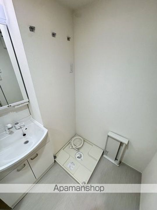 東京都福生市本町の賃貸マンションの内装