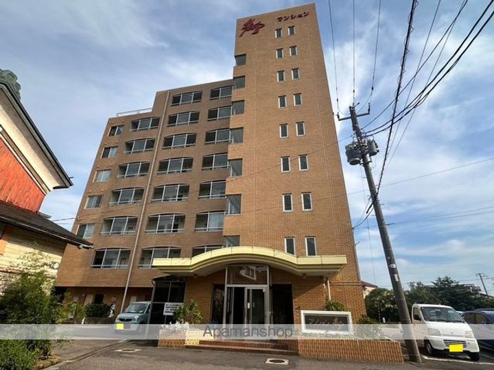 マンション都206の外観