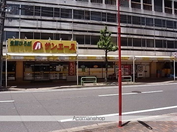PRECIOUS SITE302の周辺