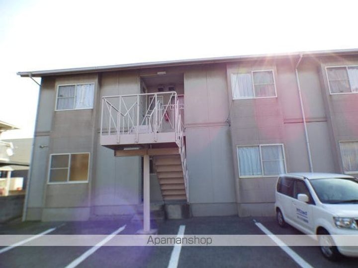 アルフィーハイツの外観