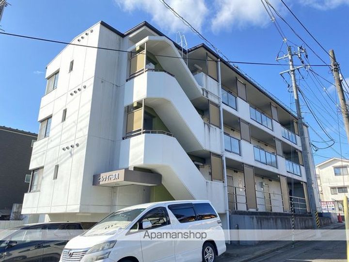 ヒルサイド国見1-Cの外観