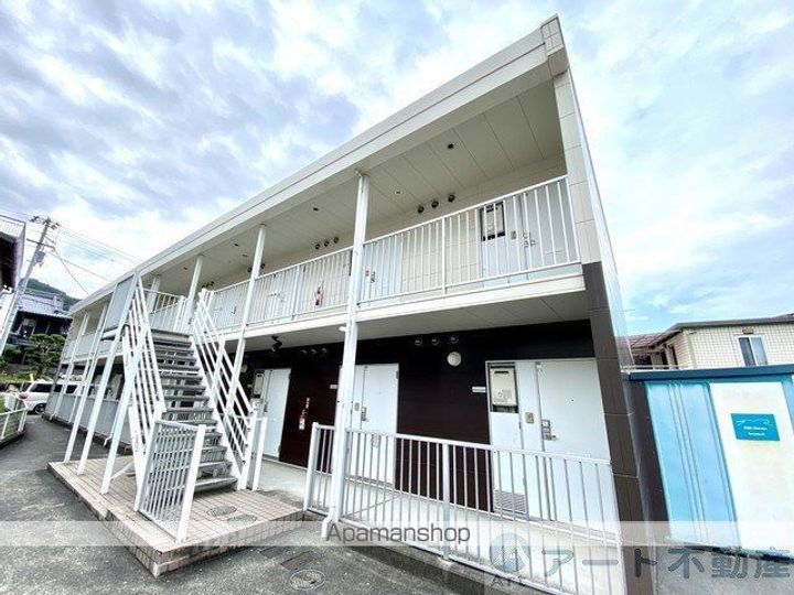 レオパレスTAKARA浅川205の外観