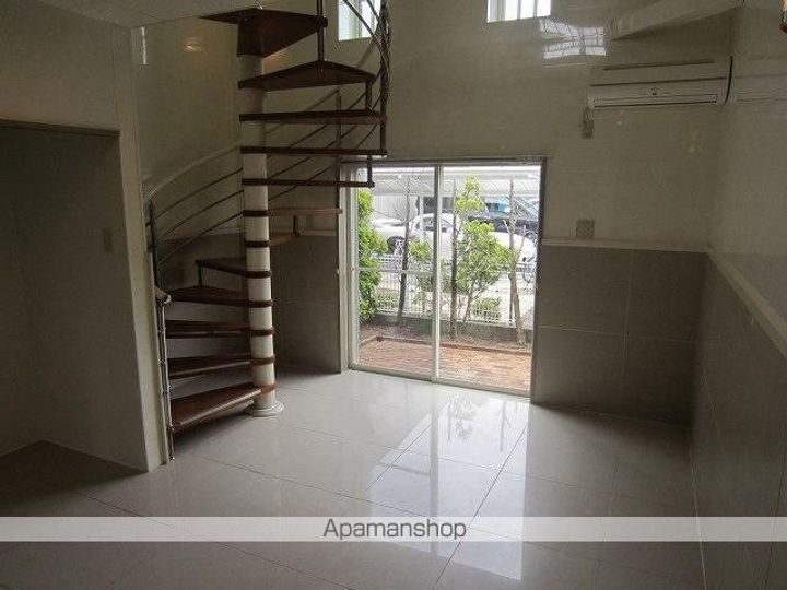 エレガンス恒久の内装