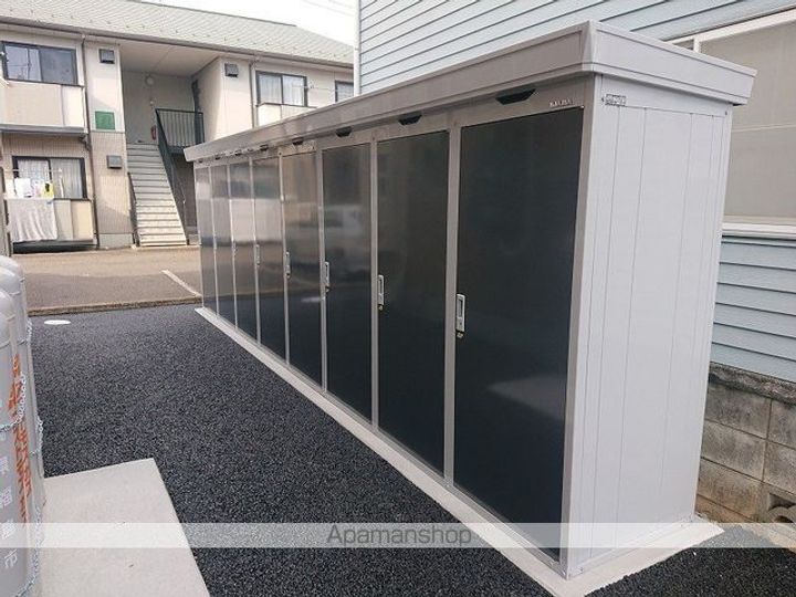 エターナル・ブライトの外観