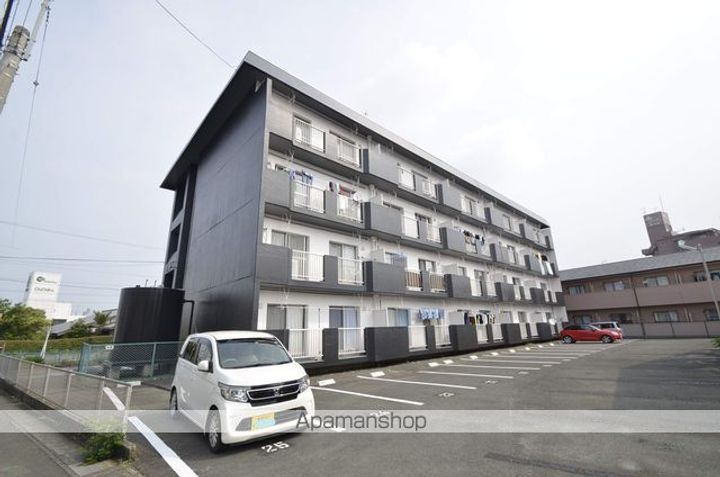 ハイツ東小浜106の外観