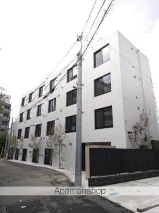 東京都中野区弥生町5丁目の賃貸マンションの外観