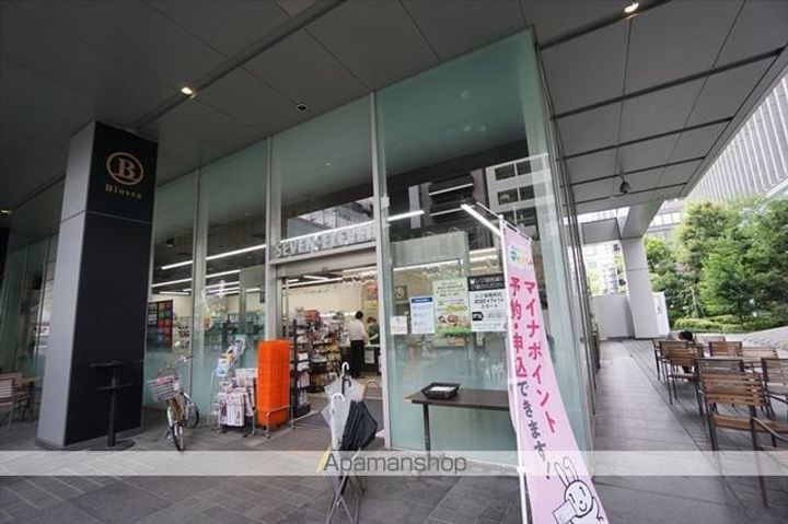 N.S.ZEAL泉の周辺