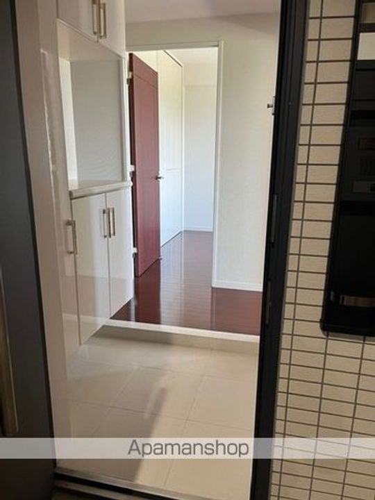 サンデュエル鶴岡駅前405の玄関