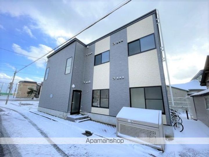 レオパレスローズ76103の外観