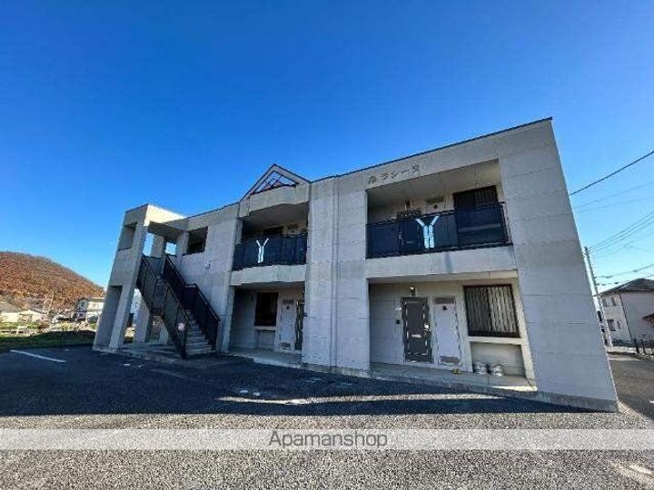 ラシーヌ103の外観