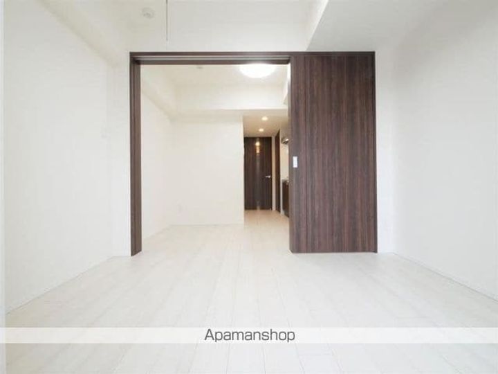 東京都中野区本町5丁目の賃貸マンションの内装