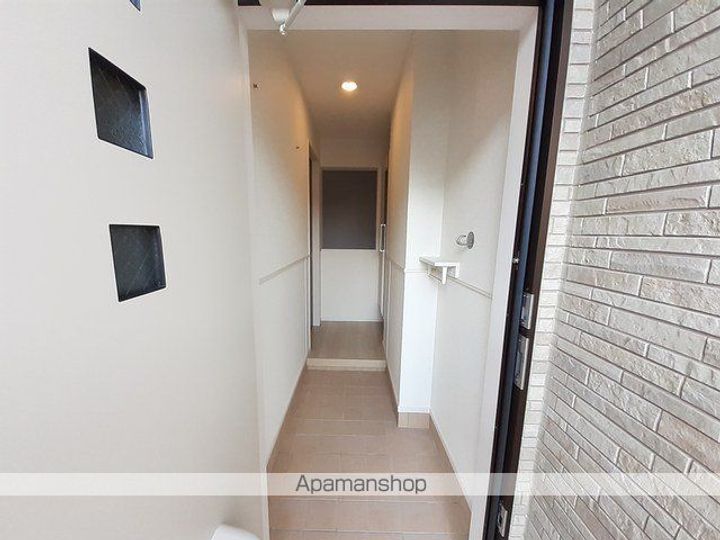 ココ・ヒルズ Ⅰの玄関