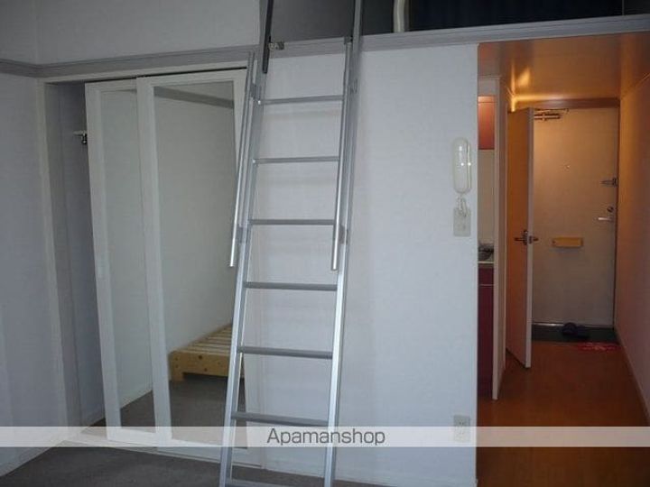 東京都練馬区三原台1丁目の賃貸アパートの居間