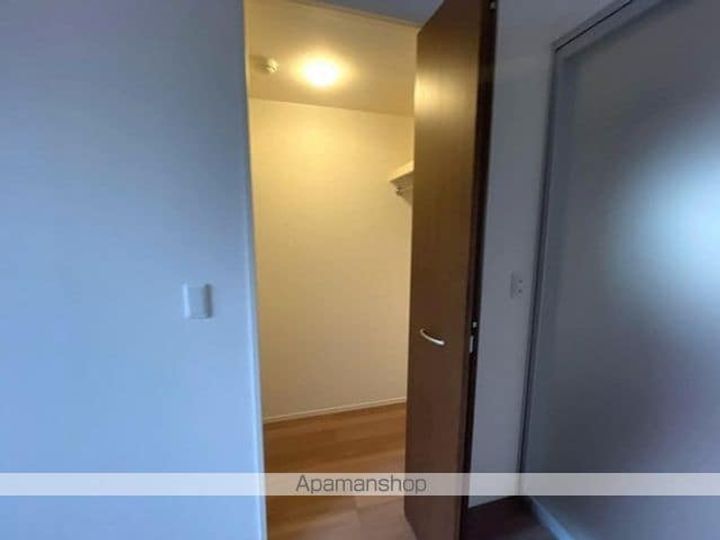 東京都中野区上鷺宮3丁目の賃貸アパートの内装