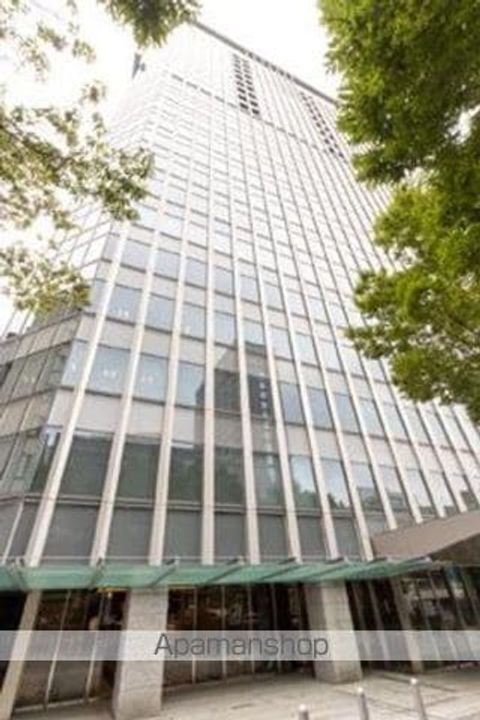 平河町森タワーレジデンスの外観