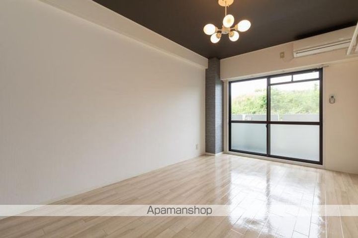 GREEN PAL103の居間