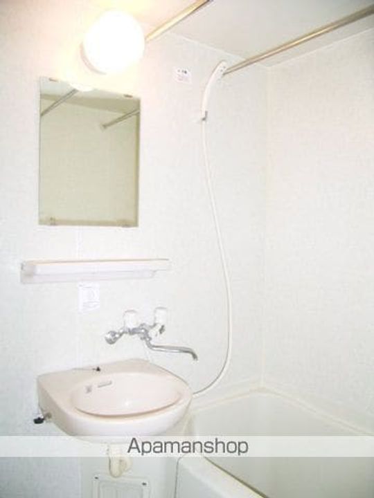 ディアスタウンE206の風呂