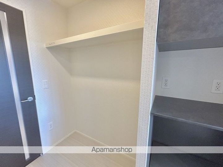 滋賀県東近江市小脇町の賃貸アパートの内装