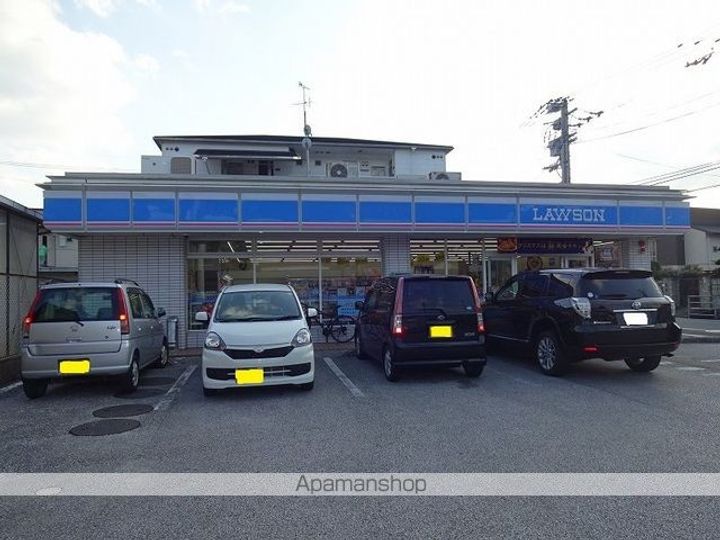 オクトスクエアの周辺