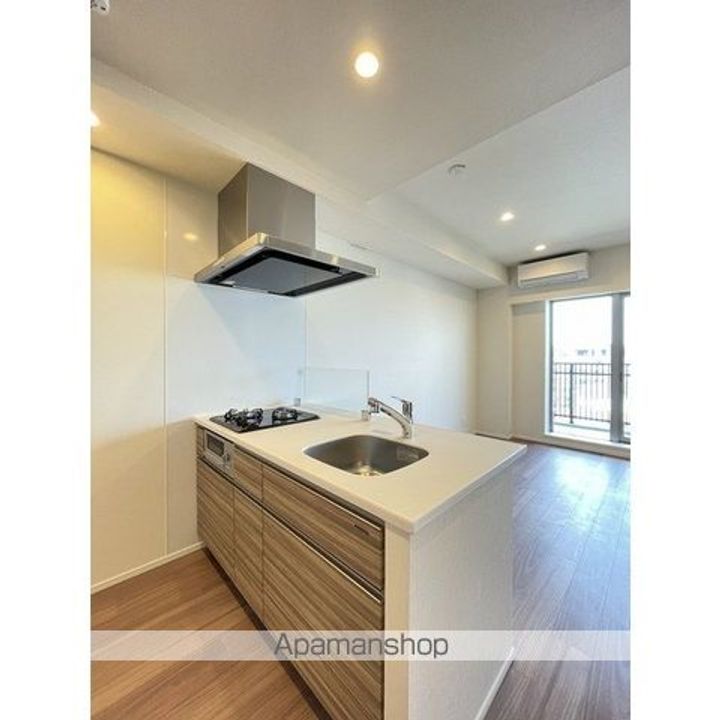 東京都練馬区東大泉2丁目の賃貸マンションのキッチン