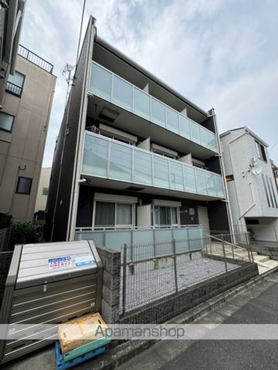 レオネクストリベルテの外観