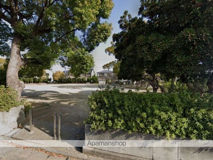 香川県高松市新北町の賃貸マンションの周辺