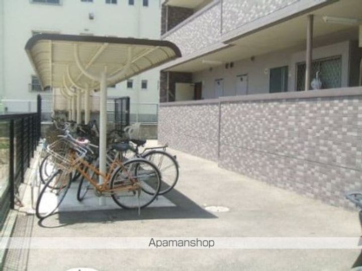 ウエストビレッジ21の外観