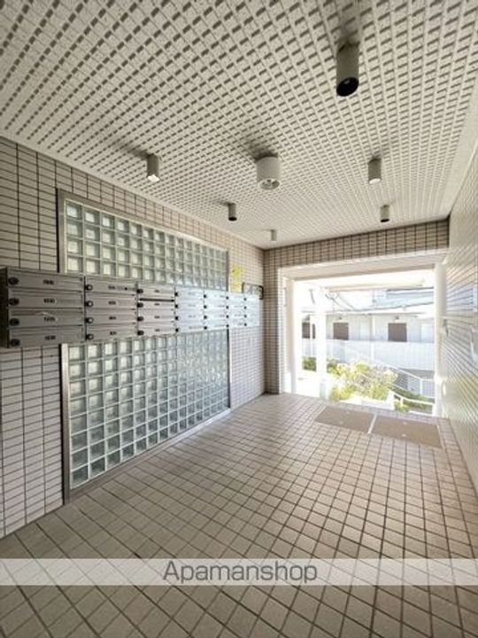 スカイコート白楽A号棟102号室の内装