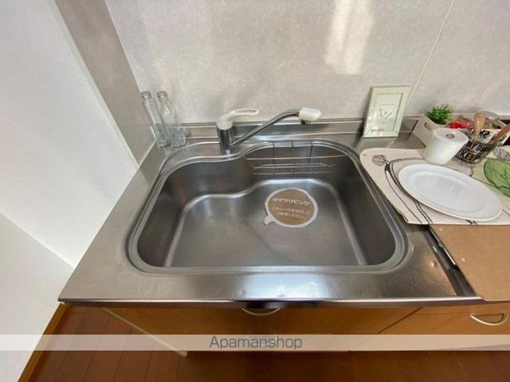 香川県高松市木太町の賃貸アパートの内装