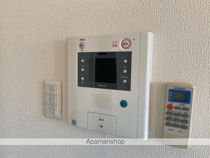 香川県高松市栗林町1丁目の賃貸マンションの内装