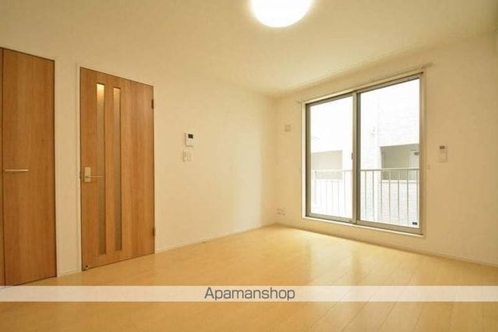 クレアフォーチュン連坊駅前の居間