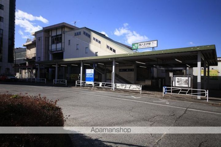 レオネクスト八木町の周辺