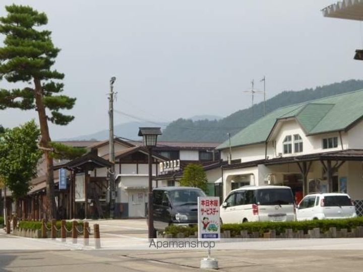 メゾンかなもりの周辺