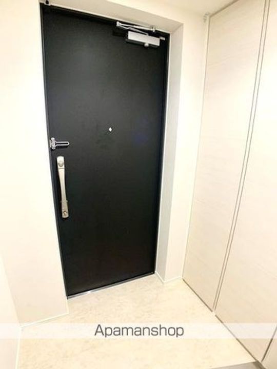 LA DOUCEUR赤塚の玄関