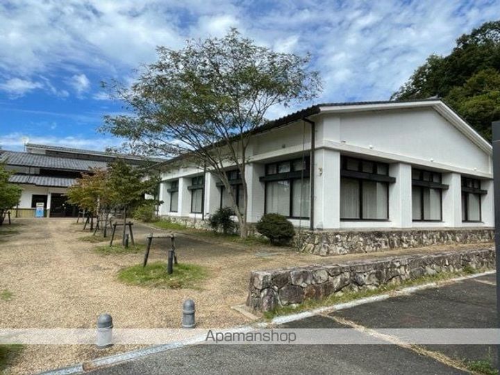 滋賀県近江八幡市安土町小中の賃貸マンションの周辺