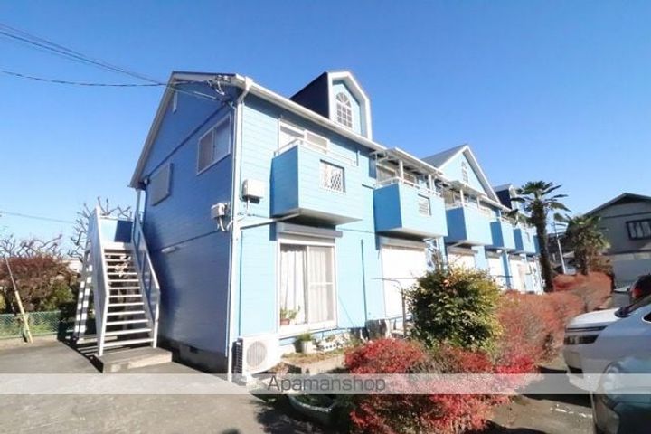 東京都福生市大字福生の賃貸アパートの外観