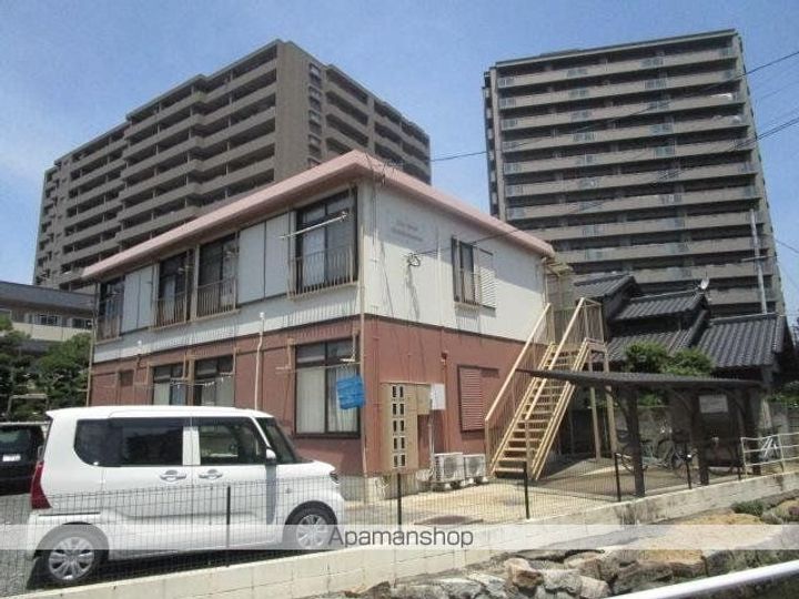 シティハイム西古松の外観