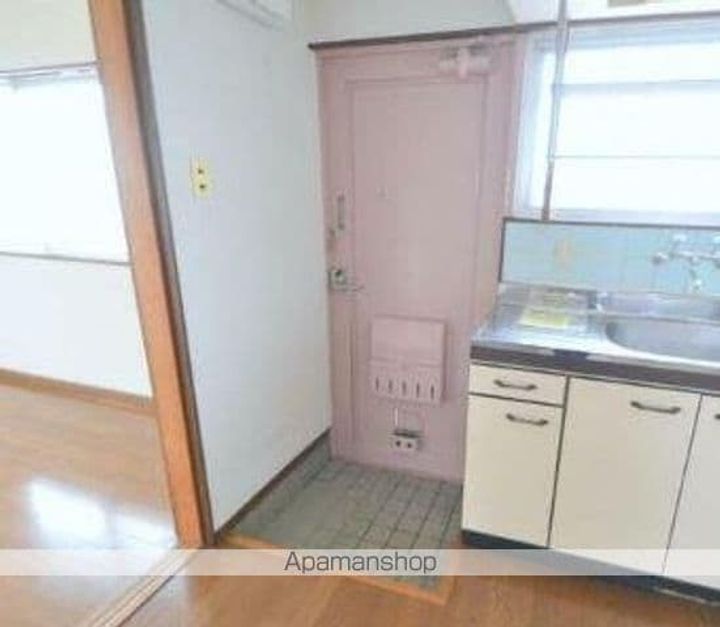 栄太郎マンション302の内装