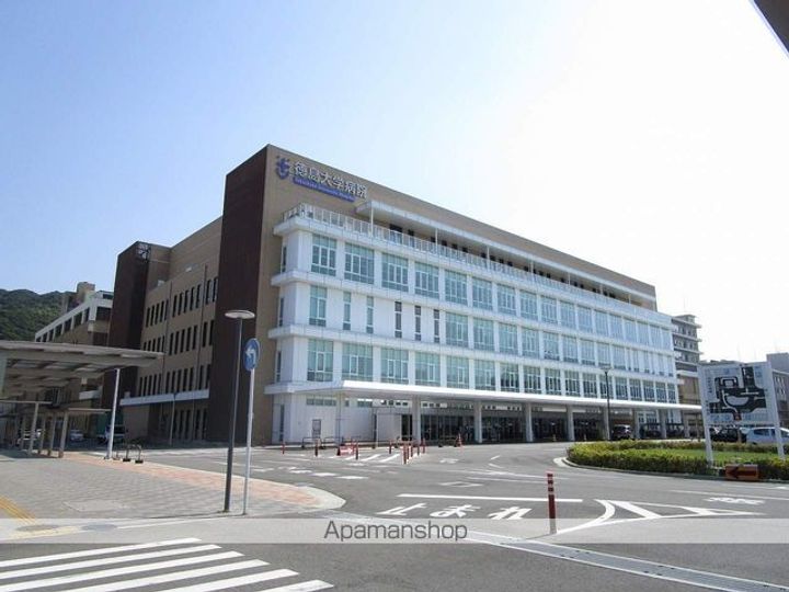 徳島県徳島市蔵本元町2丁目の賃貸アパートの周辺