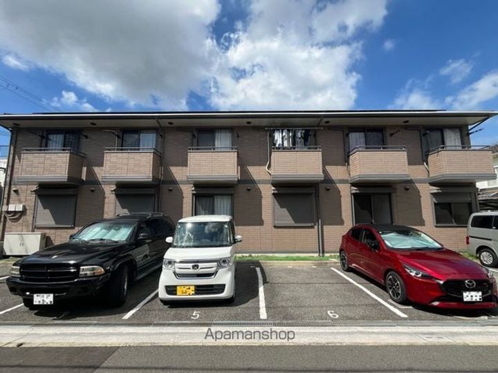 ルミエール中向陽101の外観