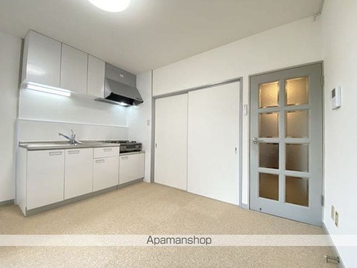 グリーンハウス人見102の内装