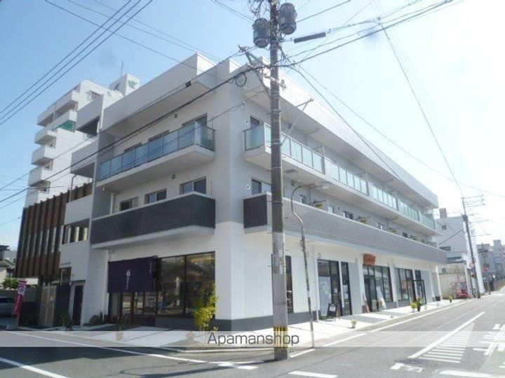 あきない通り西原の外観