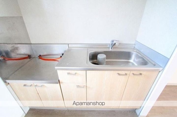 香川県高松市元山町の賃貸アパートの内装