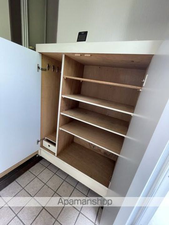 コーポシライ206の内装