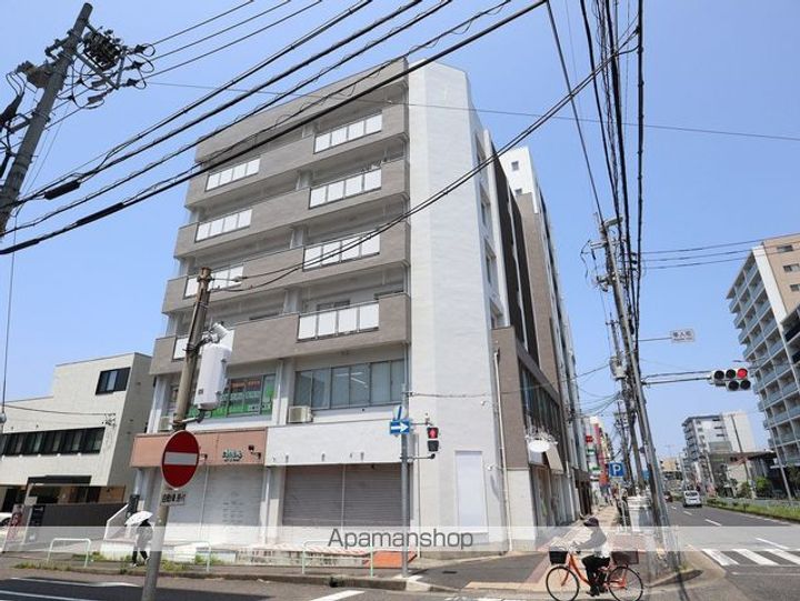 小林ビルの外観